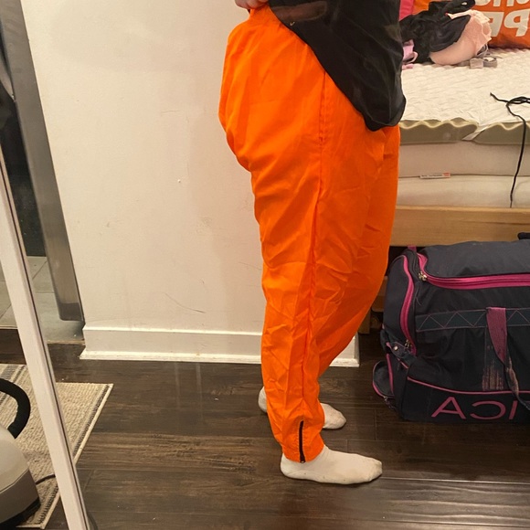 Bright neon orange pants - Picture 2 of 3